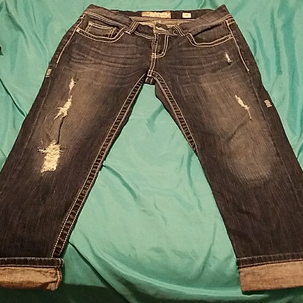 BKE Denim Stella size 32 capris